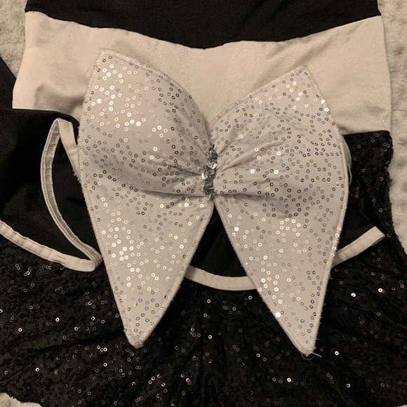 Black & white sequence dance costume. - Picture 7 of 10